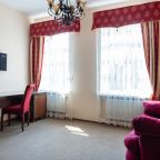 Люкс (С джакузи), Гостиница Дон Кихот