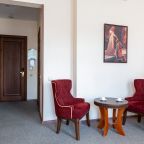 Люкс (С джакузи), Гостиница Дон Кихот