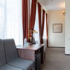 Люкс (С джакузи), Гостиница Дон Кихот