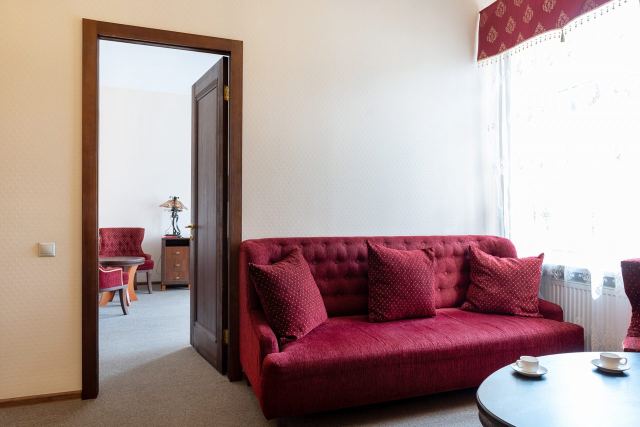 Люкс (С джакузи), Гостиница Дон Кихот