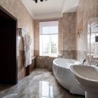 Люкс (С джакузи), Гостиница Дон Кихот