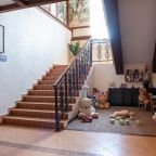 Детская площадка, Гостиница Дон Кихот