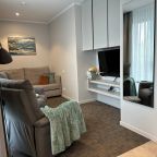Полулюкс (Джуниор Сьют / Junior Suite), Апарт-отель Kristall Hotel&SPA