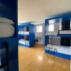 Восьмиместный (Спальное место на двухъярусной кровати в общем номере для мужчин и женщин), Хостел Олимп