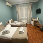 Стандарт с личной  внешней ванной комнатой (рядом с номером)