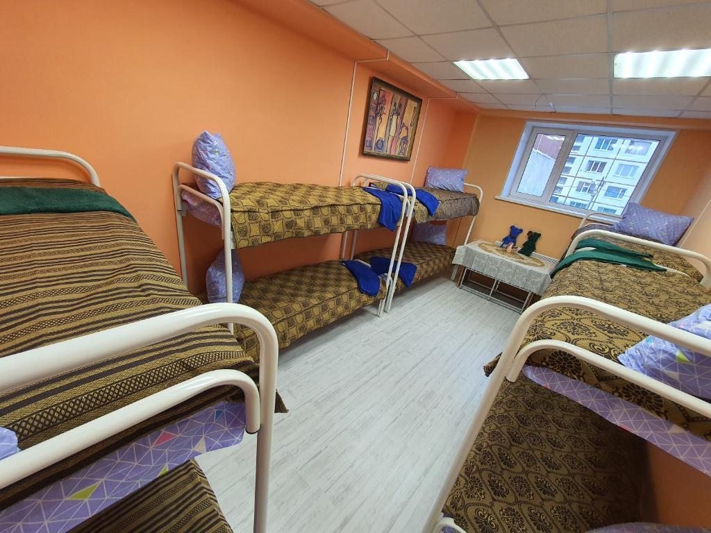 Номер (Кровать в общем номере для мужчин и женщин с 10 кроватями) хостела МегаХостел, Магадан