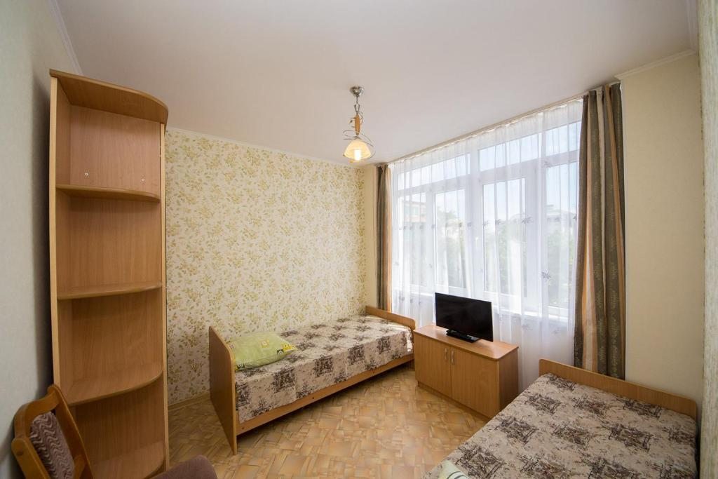 Семейный (Cемейный номер с собственной ванной комнатой), Гостевой дом на Кати Соловьяновой 95