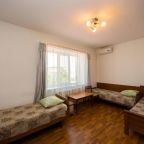 Четырехместный (Четырехместный номер с общей ванной комнатой), Гостевой дом на Кати Соловьяновой 95