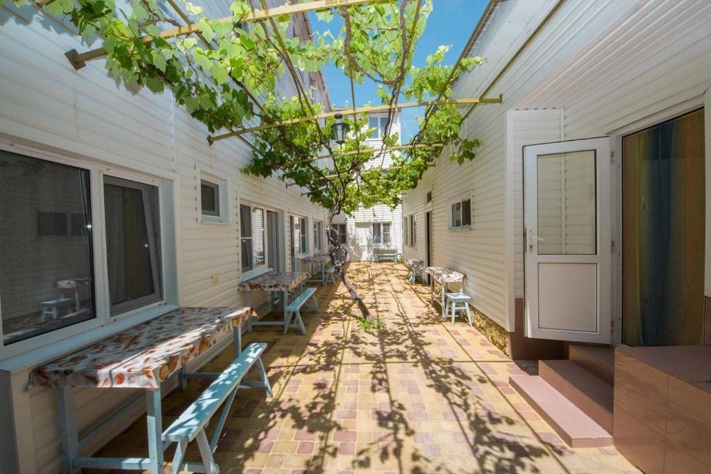 Трехместный (Трехместный номер с ванной комнатой), Гостевой дом на Кати Соловьяновой 95