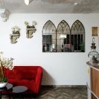 Ресепшен в хостеле «Подмосковье»