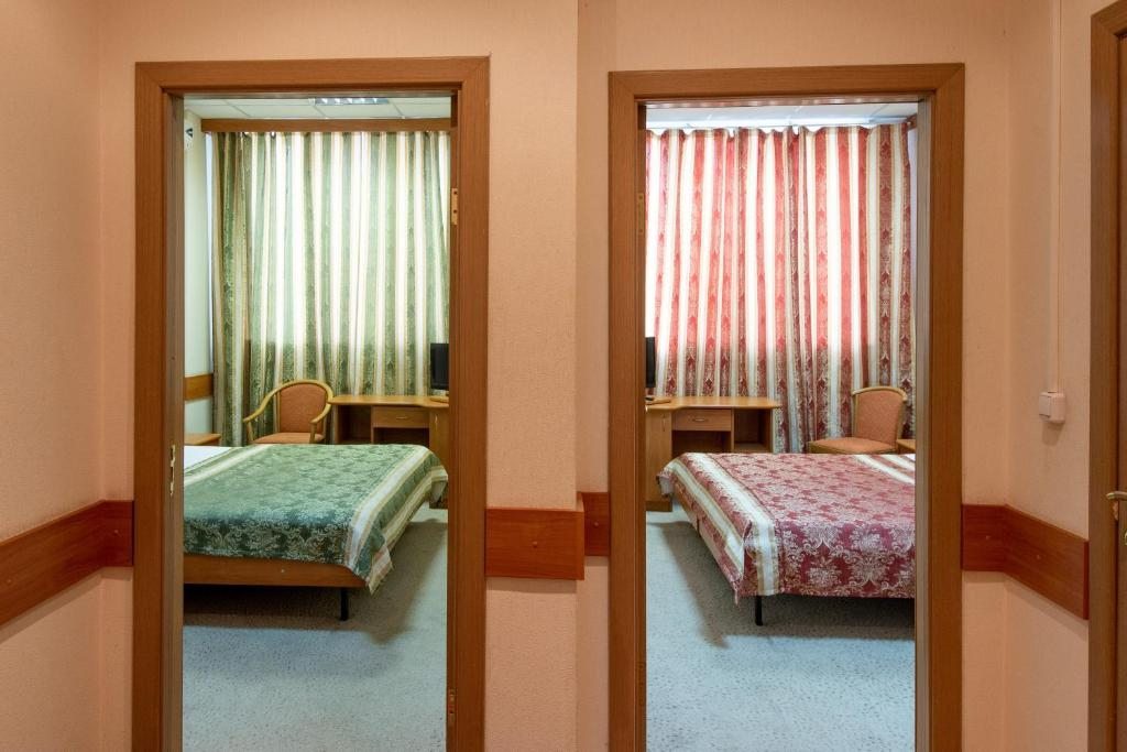 Двухместный (Двухместный номер с 1 кроватью или 2 отдельными кроватями, общая ванная комната) отеля На Южной, Москва