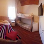 Четырехместный (Четырехместный номер), Гостевой дом Уютный домик