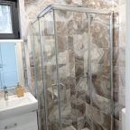 Двухместный (Двухместный номер с 1 кроватью и балконом), Гостевой дом Мамик House