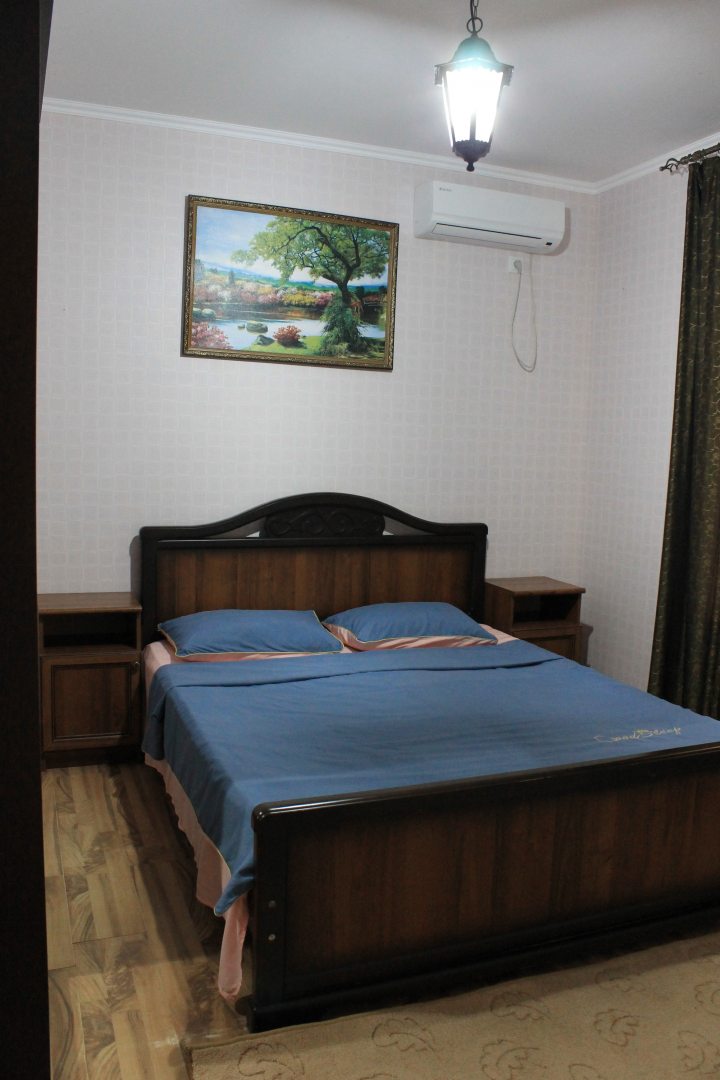 Двухместный (Двухместный номер 8 (эконом с общей ванной комнатой и кухней)) гостевого дома Baza Mango, Избербаш