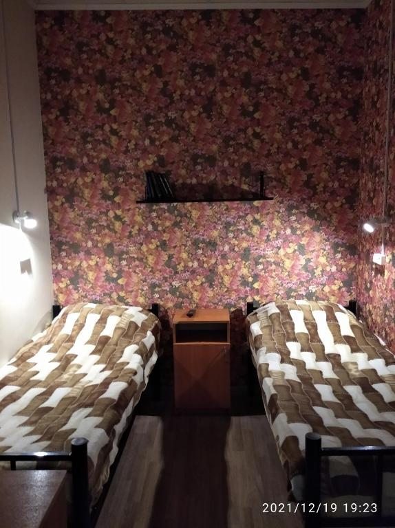 Двухместный (Бюджетный двухместный номер с 2 отдельными кроватями) хостела Треска, Мурманск