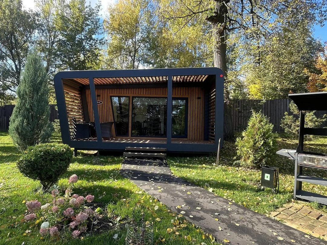 Номер (Домик Лодж с 2 спальнями и террасой), Загородный отель Видная Усадьба