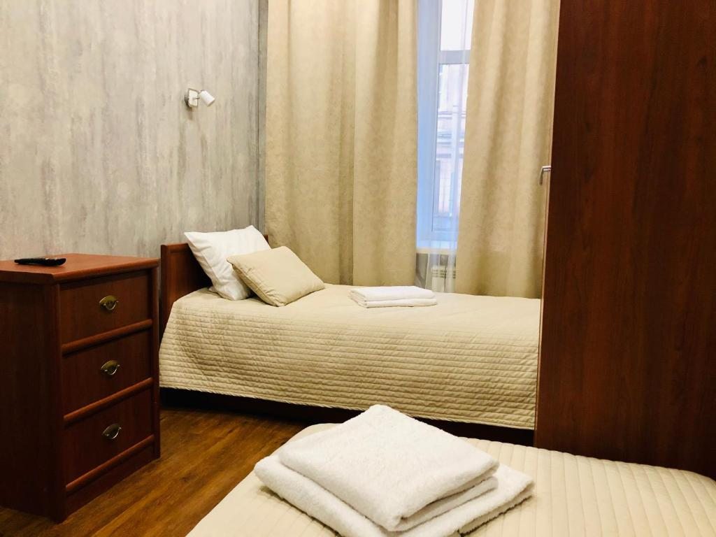 Двухместный (Двухместный номер с 2 отдельными кроватями) гостевого дома Маяковский, Санкт-Петербург