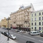 Апартаменты с панорамным видом и потолками 3.80