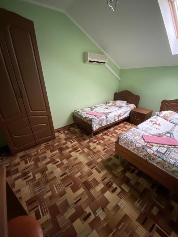 Трехместный (Трехместный 1 комнатный стандартный) гостевого дома AFALINA, Витязево