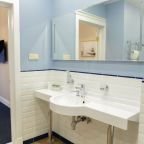 Ванная комната с туалетом (номер «Президент»)