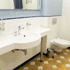 Ванная комната с туалетом (номер «Президент»)