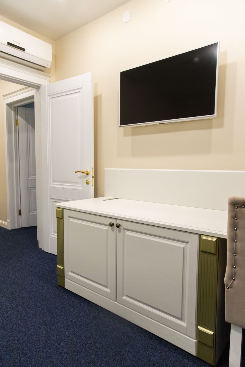 Двухместный (Княжеский), Гостиница Ангельская