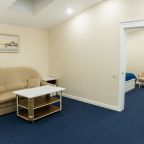 Люкс (Люкс Мансард), Гостиница Ангельская