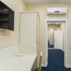 Люкс (Люкс Мансард), Гостиница Ангельская