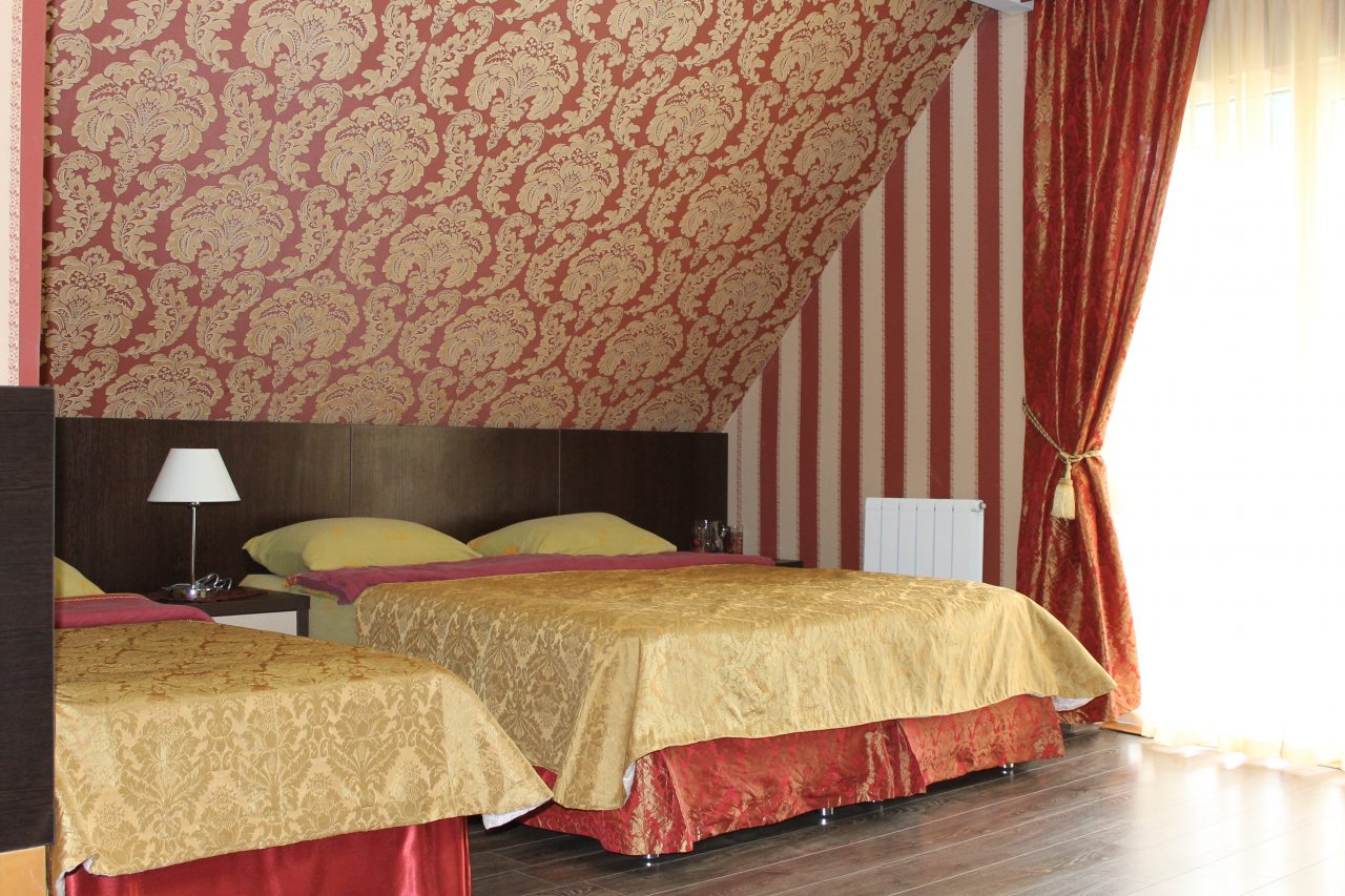 Трехместный (Комфорт 3-х/м с балконом), Гостевой дом С дельфинами