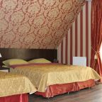 Трехместный (Комфорт 3-х/м с балконом), Гостевой дом С дельфинами