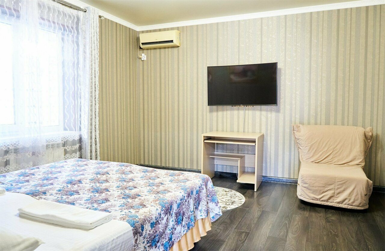 Семейный (Аппартамент двух комнатный с кухней), Гостевой дом С дельфинами