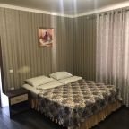 Семейный (Аппартамент двух комнатный с кухней), Гостевой дом С дельфинами