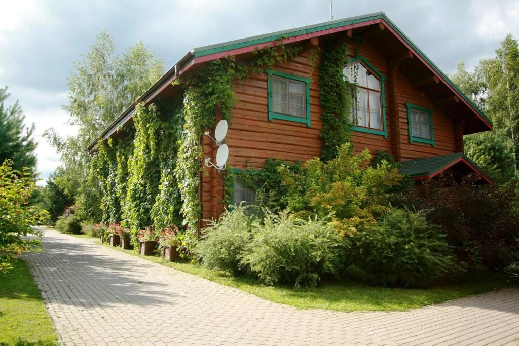 Дом (Дом с 5 спальнями) базы отдыха Комплекс Большая Волга, Фёдоровское