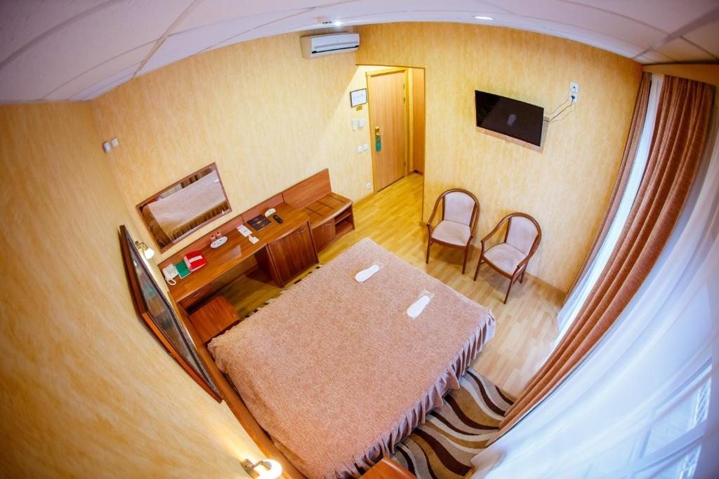 Двухместный (Небольшой двухместный номер с 1 кроватью) отеля Волжская жемчужина, Ярославль