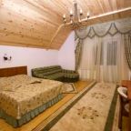 Полулюкс (Двухместный 1-комнатный «Полулюкс»), Отель Каприз