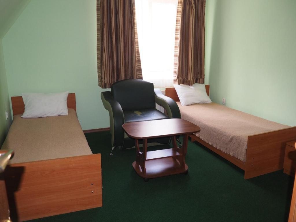 Двухместный (Двухместный номер с 2 отдельными кроватями) отеля Звездный, Домбай