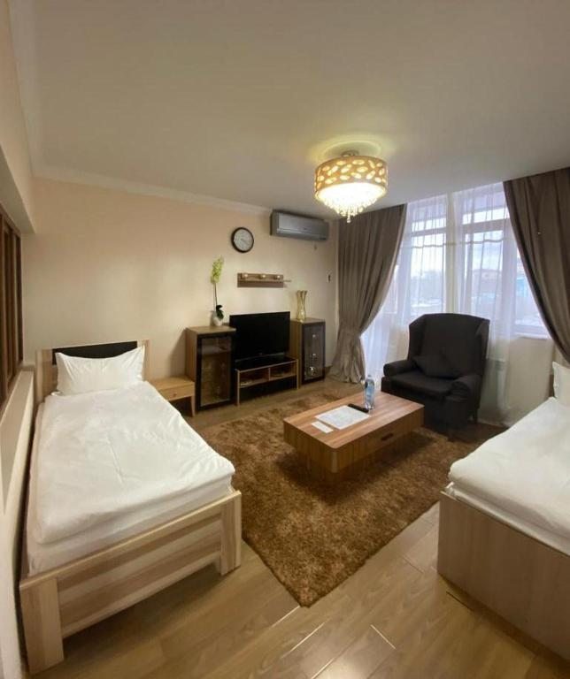 Двухместный (Стандартный двухместный номер с 2 отдельными кроватями) отеля ATB Grand Hotel, Атырау