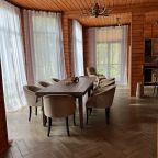 Двухэтажный дом в сердце леса