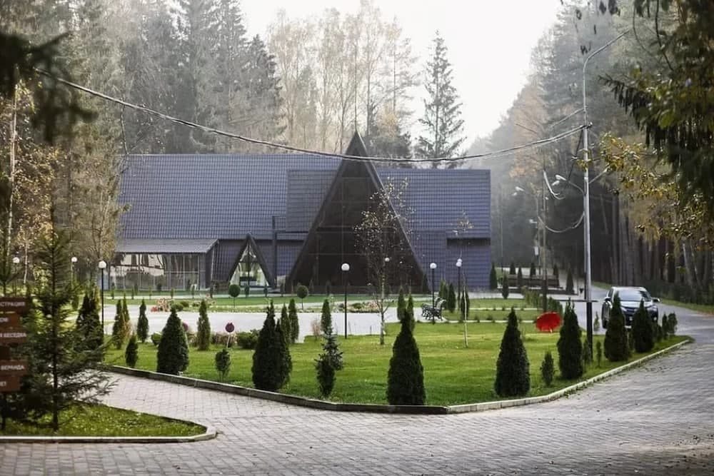 Базы смоленска. Парк звезд Смоленск. Парк Звездный Смоленск Стабна. Парк звезд Смоленск база отдыха. Парк Звездный Смоленск официальный сайт.