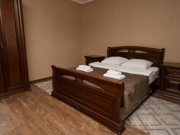 Фотография номера мини отеля Снежная Королева Домбай