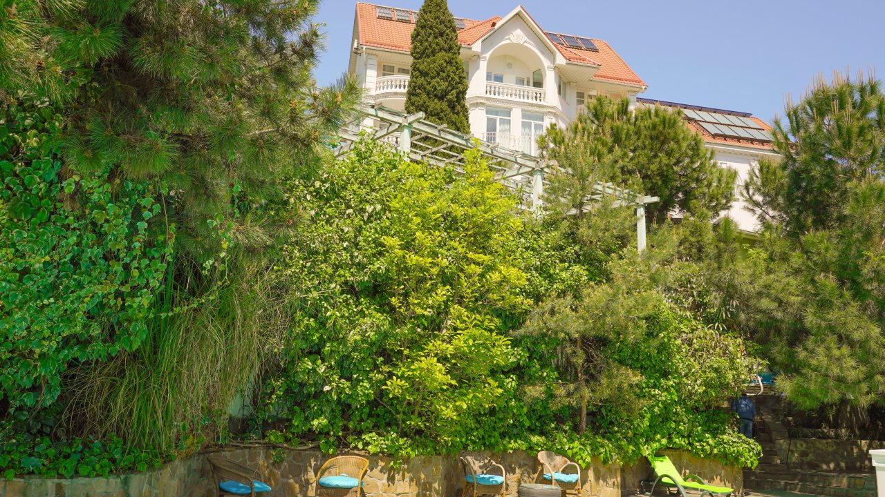 Вилла Бон Мезон, Алушта