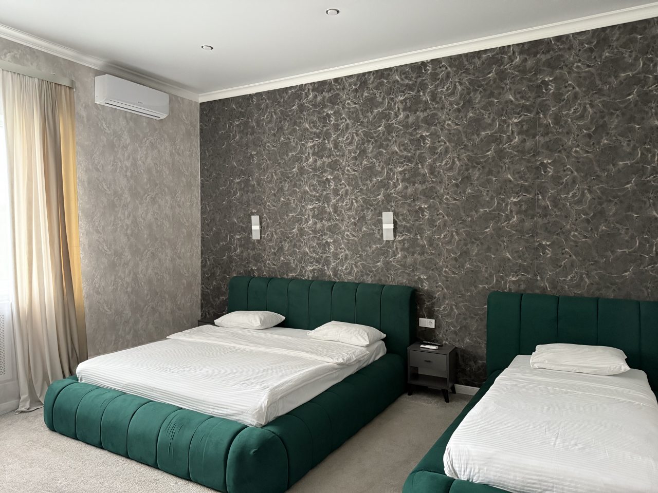 Люкс (С джакузи), Rabat Hotel