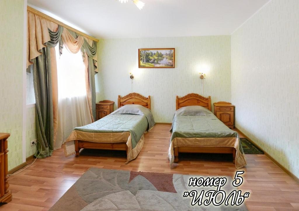 Двухместный (Двухместный номер с 2 отдельными кроватями и балконом) отеля Terem Inn, Киржач