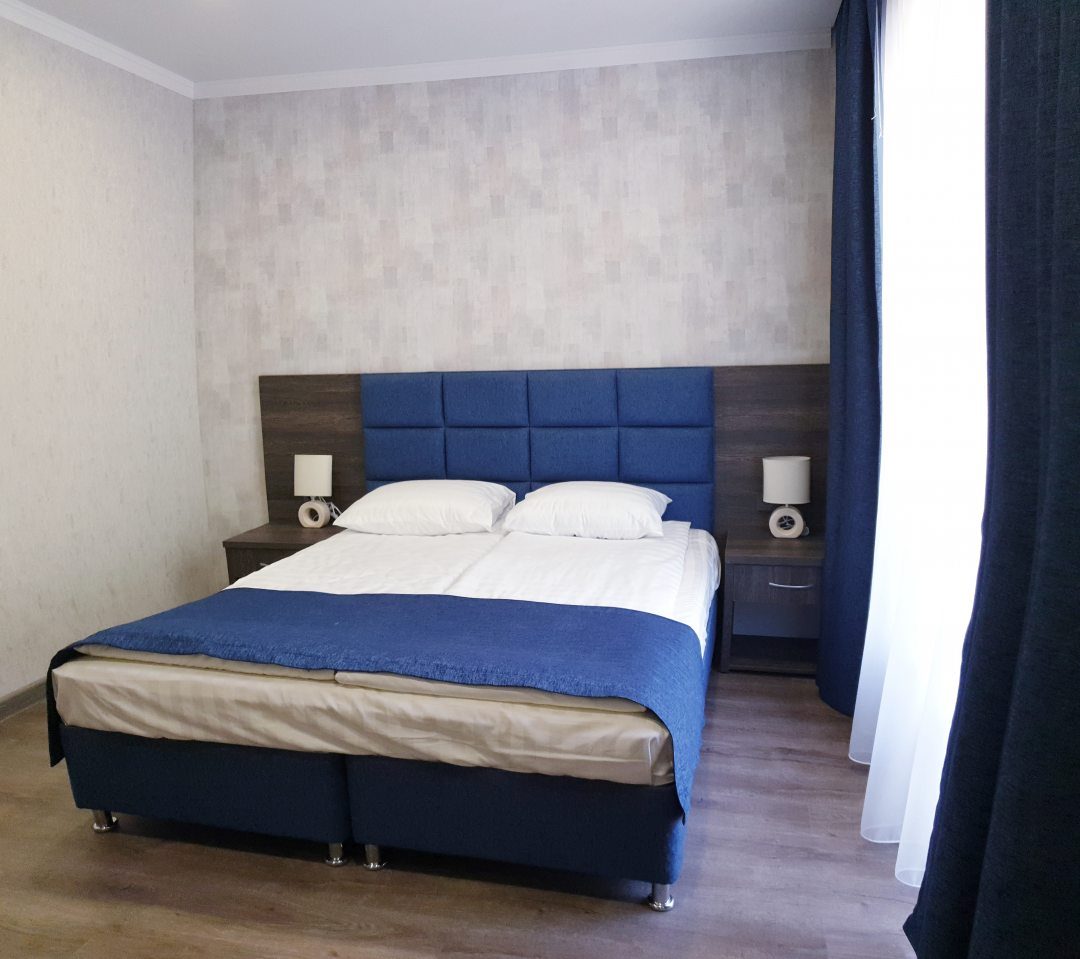 Двухместный (Стандартный двухместный номер с дополнительным местом без балкона) отеля Val’kont, Ольгинка