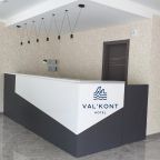 Круглосуточная стойка регистрации, Отель Val’kont