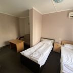 Трёхместный и более (Четырёхместный Стандарт), Гостиница Дружба