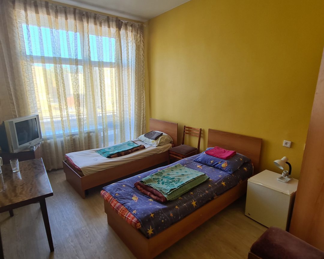 Двухместный (Кровать в 2х местном женском номере) гостинично-оздоровительного комплекса Солнечный, Березовский