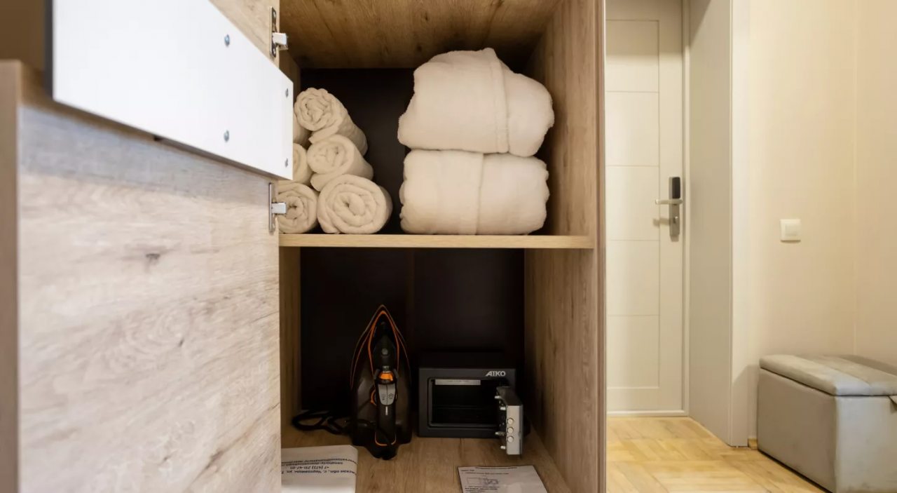 Просторный двухкомнатный номер вместимостью до 4 мест