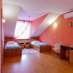 Двухместный (Двухместный номер с 2 отдельными кроватями и ванной комнатой), Мини-отель Радуга