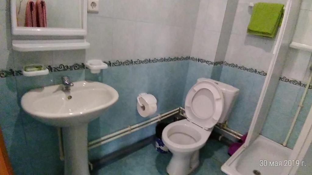 Трехместный (Трехместный номер с душем), Гостиница KURALOVO